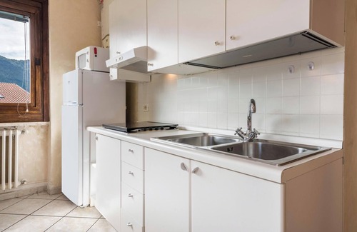 Sulzano Apartment | Apartment with Lake View, Pool, Wi-Fi & Terrace