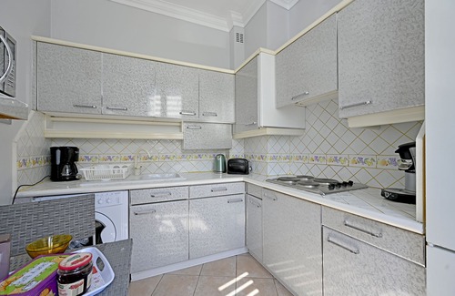 Mont Duplan Apartment | Apartment with lovely view of park 5 minutes from the center on foot