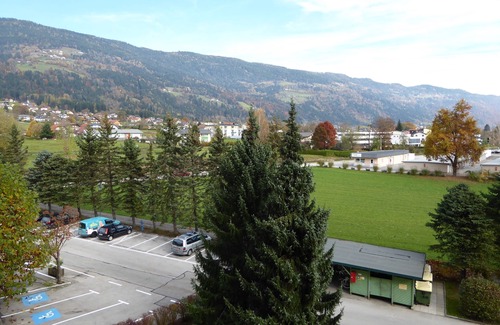Bodensdorf Apartment | Apartment with loggia/Ossiacher See * bathing beach/lawn * pool * in the middle of Carinthia