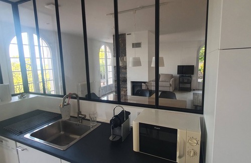 Sete Apartment | Apartment with magnificent sea/city view, near downtown Sète, St Clair