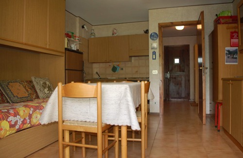 Balme Apartment | Apartment with mountain view