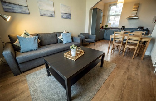 Newcastle Apartment | Apartment with Mountain View!