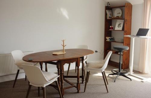 Sligo House | Apartment with mountain view