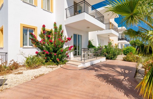 Latchi Apartment | Apartment With Panoramic Views On The Edge Of A Peaceful Village