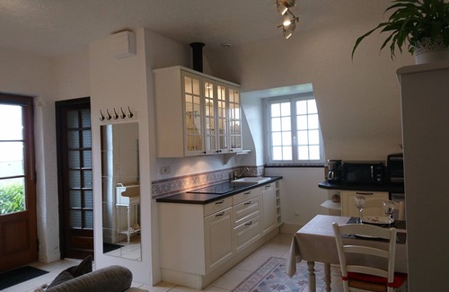 Roscoff Apartment | Apartment with panoramic view of Morlaix Bay, sandy beach 50m away