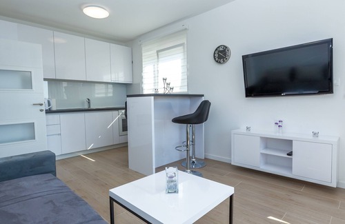 Zrce Apartment | Apartment with Pool, AC, & Free WIFI