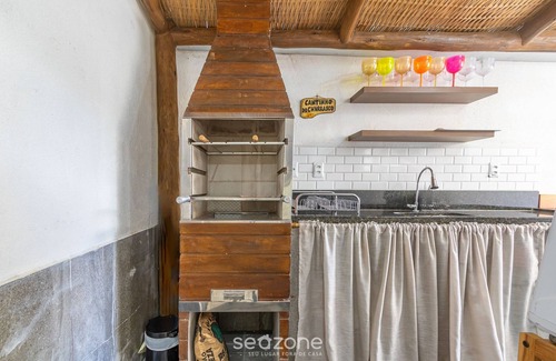 Taperapua Beach Apartment | Apartment With Pool and Barbecue Pdl005