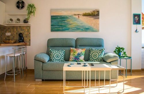 Puerto Rico Apartment | Apartment with pool, in Puerto Rico on the sea (100mt from the beach)