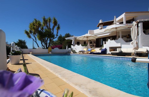 Guia Apartment | Apartment With Pool in Albufeira