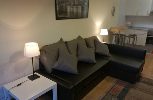 Fazouro Apartment | APARTMENT WITH POOL, TERRACE AND GARAGE