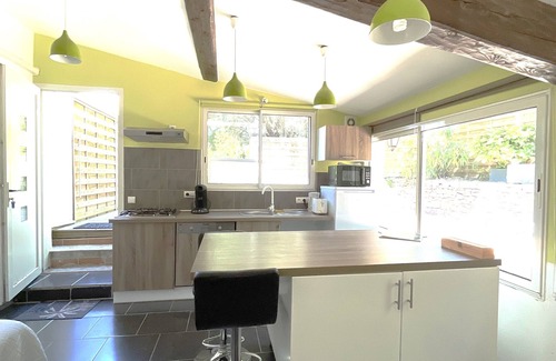 La Crau Apartment | Apartment with private outdoor spa