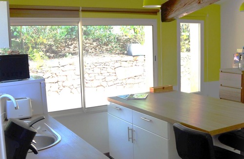 La Crau Apartment | Apartment with private outdoor spa