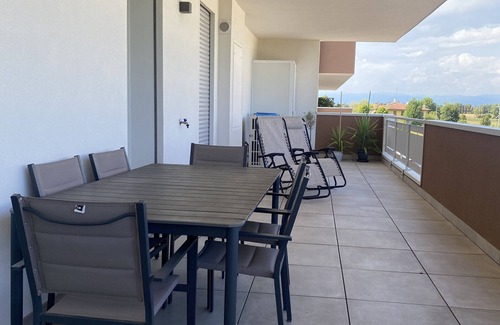 Limena Apartment | Apartment with private parking