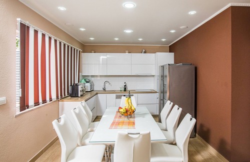 Kamen Apartment | Apartment with private swimming pool and teracce
