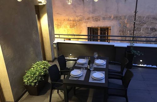 Haro Apartment | Apartment with private terrace