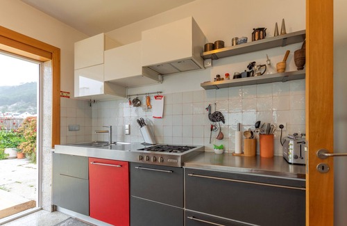 Monserrate Apartment | Apartment with terrace, sea and mountain views