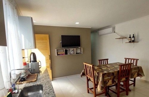 Vistalba Apartment | Apartment with Swimming Pool and Warehouses Nearby