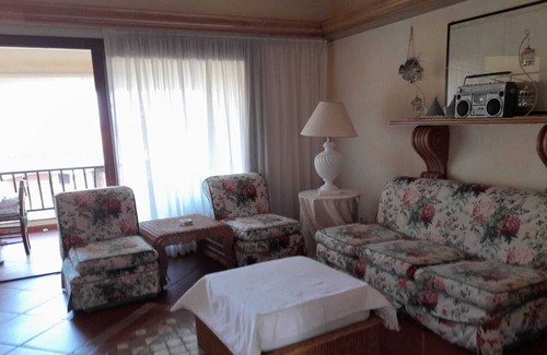 Capo Ferro House | Apartment with sea view 30 meters from the beach of Cala del Faro