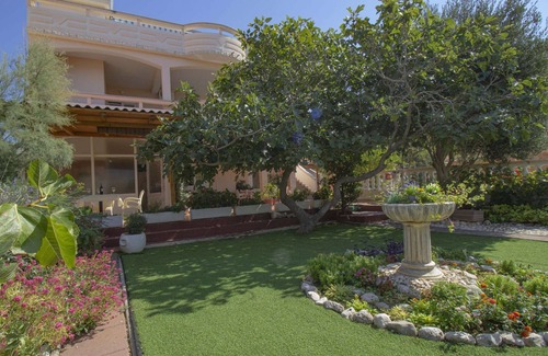 Metajna Apartment | Apartment with sea view, near the beach (20m)