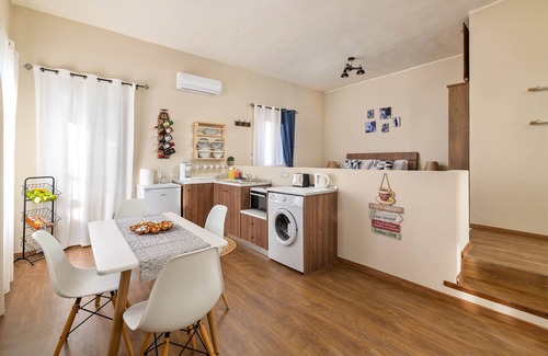 Symi Apartment | Apartment with sea view