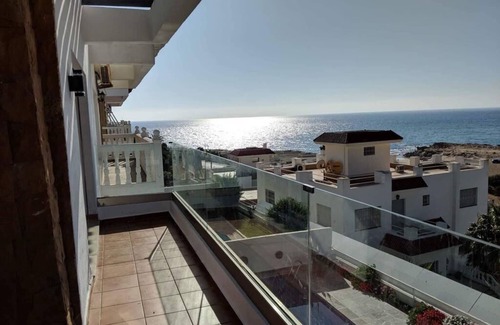 Achakkar Apartment | Apartment with sea views, 3 bedrooms, 2 bathrooms, and parking.