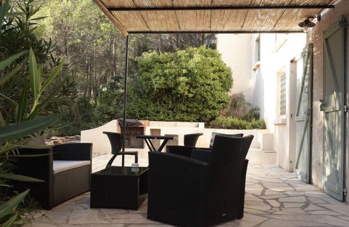 Venelles Apartment | Apartment with spa, in the heart of the Aix countryside