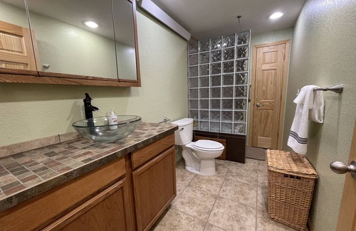 Laramie Apartment | Apartment with spacious views