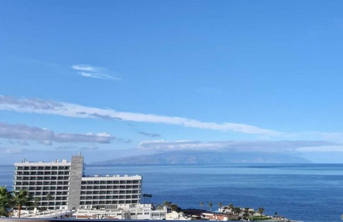 Los Gigantes Apartment | Apartment with stunning views of the Atlantic and the giants