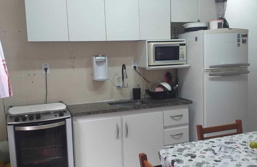 Guilhermina Apartment | Apartment with suite and balcony 3 minutes' walk from the beach!