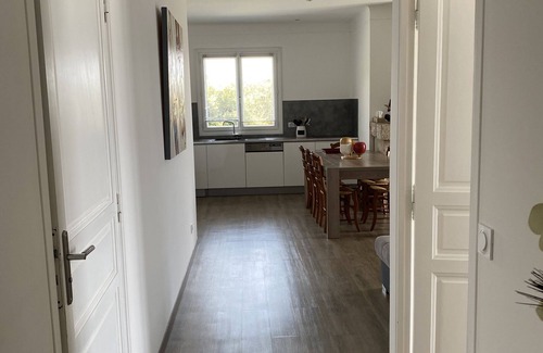 Isolella Apartment | Apartment with superb sea view 200m from the beach and 10m from Porticcio