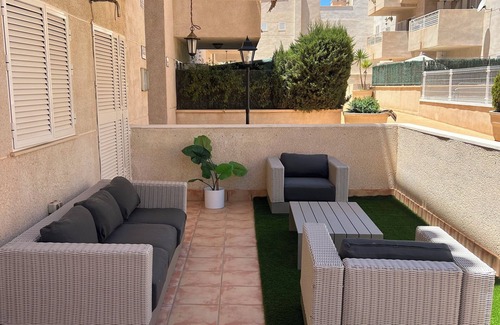 Los Geraeos Apartment | Apartment with swimming pool, paddle court, terrace and wifi (pet friendly)