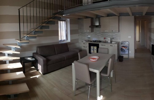 Soiano del Lago Apartment | Apartment with swimming pool and garden