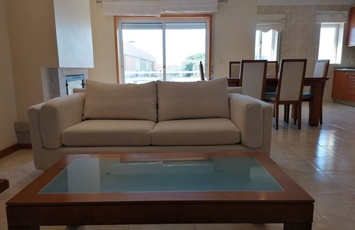 Marinhas Apartment | Apartment with Swimming Pool, close to the Sea, in Esposende - Portugal