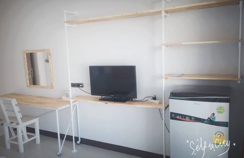 Chang Phueak Apartment | Apartment with Balcony mountain view & Old city chiangmai