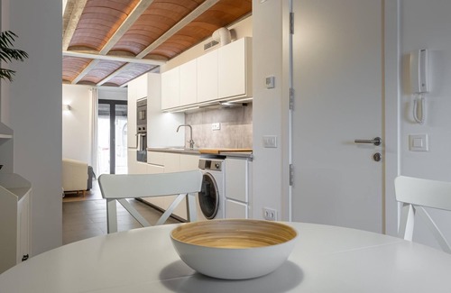 Montblanc Apartment | Apartment with views of the Wall at 30min Port Aventura