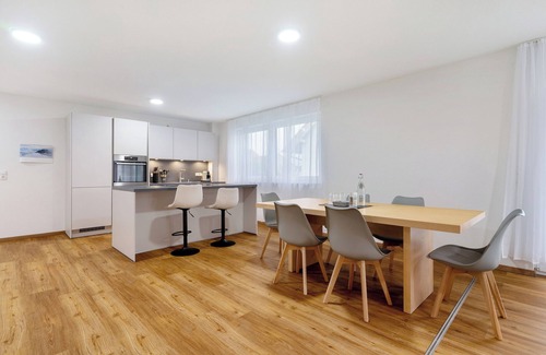 Rheinhausen Apartment | Apartment 'Wohnung 4' with Balcony and Wi-Fi