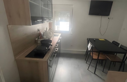 Furfeld Apartment | Apartment 'Wohnung Für 8 Personen' with Wi-Fi