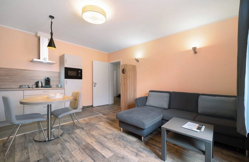 Gau-Odernheim Apartment | Apartment 'Wohnung 4' with Wi-Fi and Air Conditioning