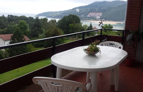 Sukarrieta Condo | Apartment wonderful views of Urdaibai and Laida beach- Sukarrieta