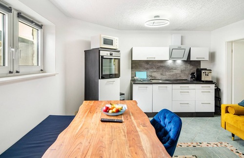 Harztor Apartment | Apartment 'Wunderschöne' with Private Terrace, Private Garden and Wi-Fi