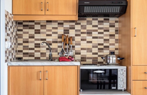 Katouna Apartment | Apartment 'Yakinthos' with Sea View, Wi-Fi and Air Conditioning
