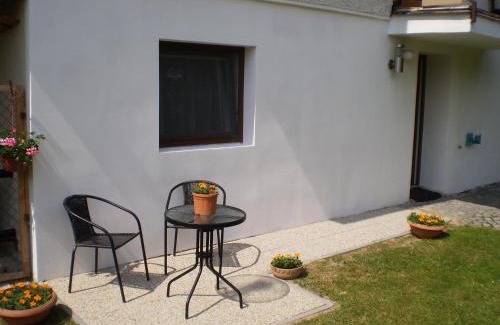 Belkovice-Lastany Apartment | Apartment Za Poštou