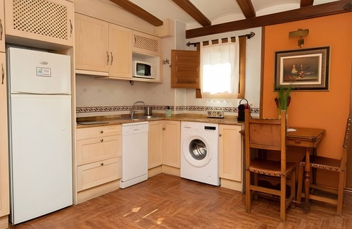 Daroca Apartment | Apartment 'Zayda' with Balcony, Wi-Fi and Air Conditioning