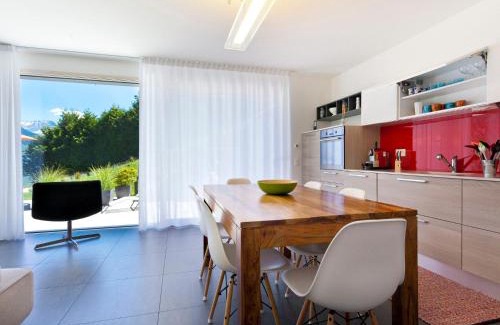 Leontica Apartment | Apartment Zenkei by Interhome