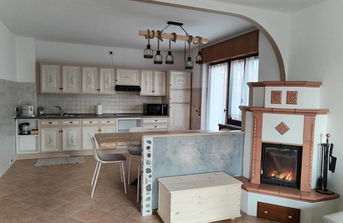 Santa Giustina Apartment | Apartment 'Ziamilva' with Private Terrace, Private Garden and Wi-Fi
