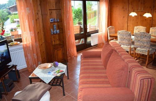 Sankt Valentin Apartment | Apartment Zirbelstube 50 sqm, 1 bedroom, 1 living room, terrace, WLAN, max 4 p