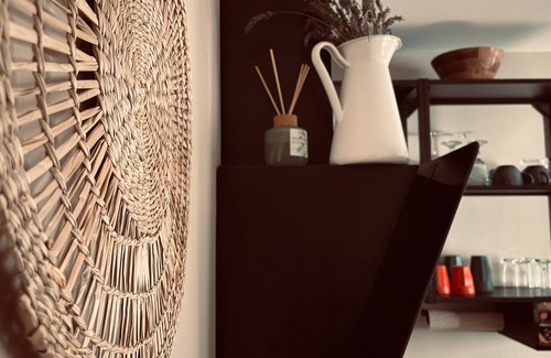 Bindersleben Apartment | Apartment 'Zone 3' with Wi-Fi