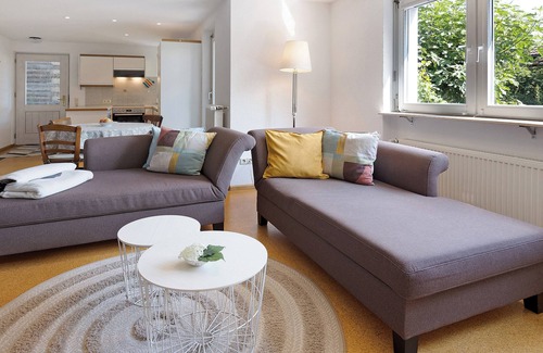Weilheim Apartment | Apartment 'Zum Haselbach' with Mountain View, Private Terrace and Wi-Fi
