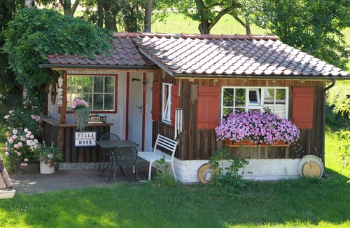 Wilhelmsdorf Apartment | Apartment 'Zum Torfstecher' with Private Terrace and Wi-Fi