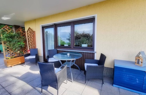Betzenrod Apartment | Apartment 'Zur Schönen Aussicht' with Mountain View, Private Terrace and Wi-Fi